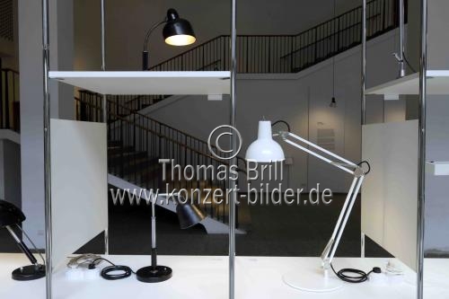 Die Ausstellung „100 Jahre lenkbares Licht – Ursprung und Aktualität beweglicher Beleuchtung“ gastiert vom 14. Januar bis 24. Februar 2019 im Museum für Angewante Kunst in Köln (&copy; Thomas Brill)