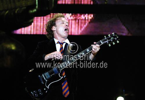 AC/DC auf 