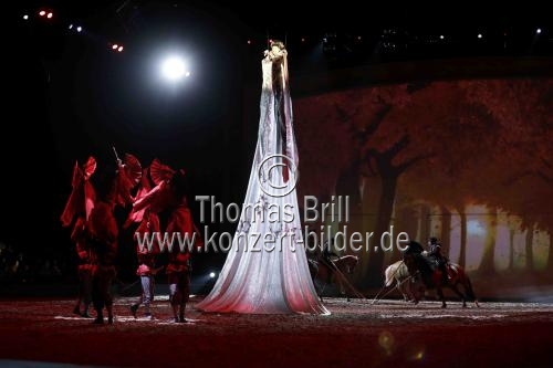 Europäische Pferdeshow APASSIONATA gastiert mit dem neuen Programm „Gefährten des Lichts“
am 14. und 15. April 2018 in derLanxess-Arena Köln (© Thomas Brill)