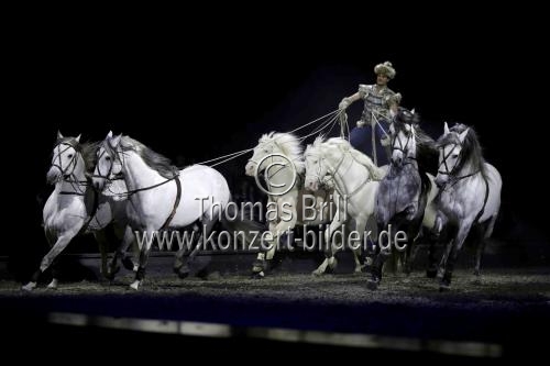 Europäische Pferdeshow APASSIONATA gastiert mit dem neuen Programm „Gefährten des Lichts“
am 14. und 15. April 2018 in derLanxess-Arena Köln (© Thomas Brill)