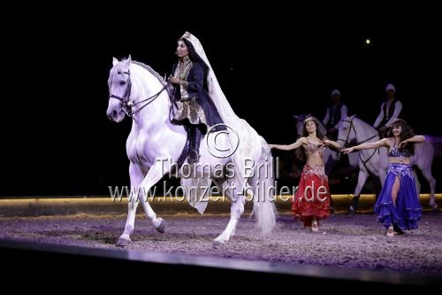 Europäische Pferdeshow APASSIONATA gastiert mit dem neuen Programm „Gefährten des Lichts“
am 14. und 15. April 2018 in derLanxess-Arena Köln (© Thomas Brill)