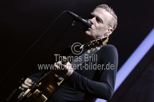 Kanadische Rock-Sänger Bryan Adams gastiert auf seiner 