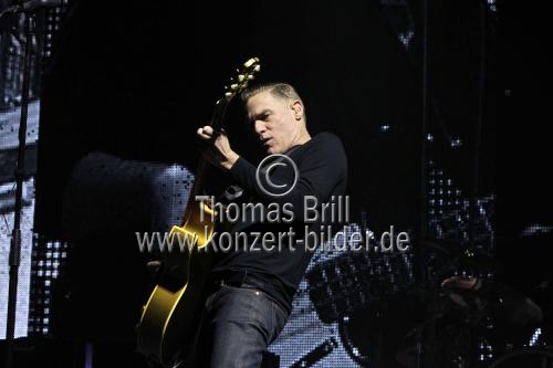Kanadische Rock-Snger Bryan Adams gastiert auf seiner 