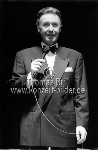 Österreichischer Sänger, Schauspieler, Entertainer und Showmaster Peter Alexander ist im Alter von 84 Jahren in Wien gestorben (© Thomas Brill)