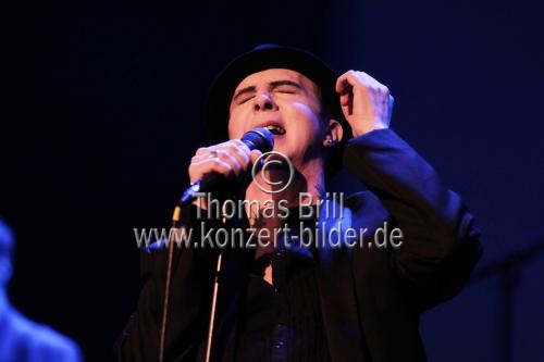 Britische Sänger Marc Almond gastiert auf seiner 