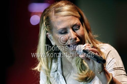 Amerikanische Soul-Sängerin Anastacia Newkirk gab auf ihrer 