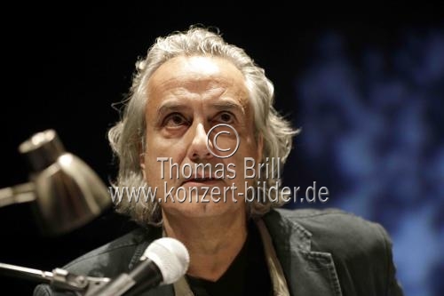 Deutsche Krimi-Autor Friedrich Ani präsentiert seinen neuen Kriminalroman 