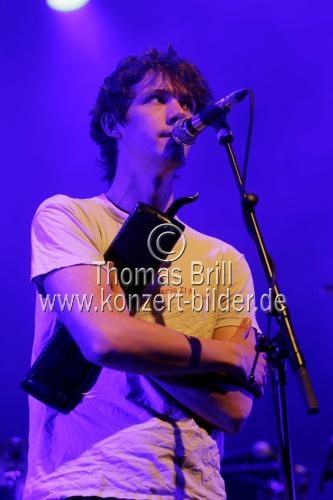 Deutsche Pop-Rock-Band AnnenMayKantereit gastiert auf ihrer 
