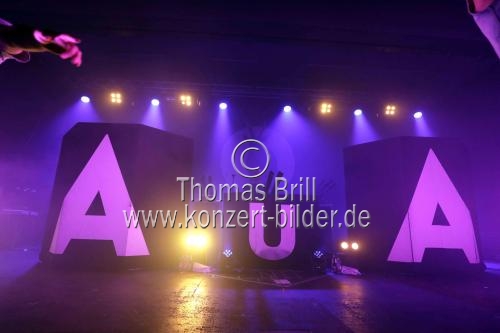 Deutsche Hip-Hop-Gruppe Antilopen Gang gastiert auf ihrer 