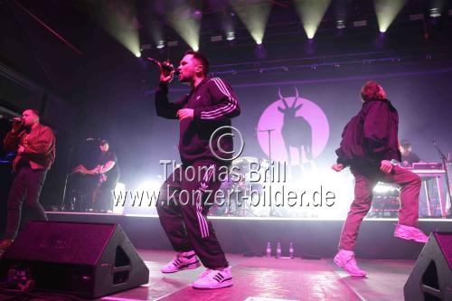 Deutsche Hip-Hop-Gruppe Antilopen Gang gastiert auf ihrer 