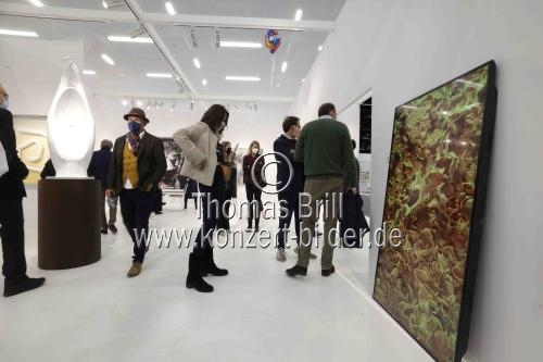 Art Cologne - älteste Kunstmesse der Welt und Branchentreffpunkt für Galerien und Institutionen in Deutschland in der Messe Köln (&copy; Thomas Brill)