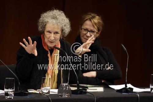Kanadische Schriftstellerin Margaret Atwood liest aus ihrem Roman 
