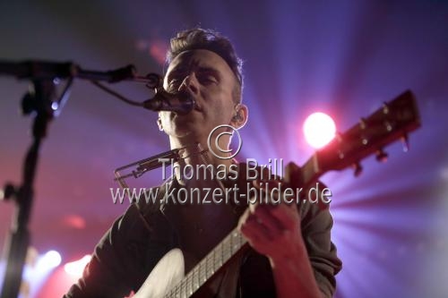 Israelischer Folk-Rock-Musiker Asaf Avidan gastiert mit seiner Band auf seiner 