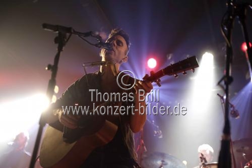 Israelischer Folk-Rock-Musiker Asaf Avidan gastiert mit seiner Band auf seiner 