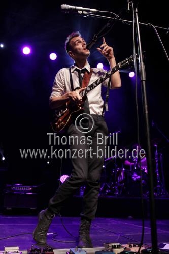 Israelischer Folk-Rock-Musiker Asaf Avidan gastiert auf seiner 