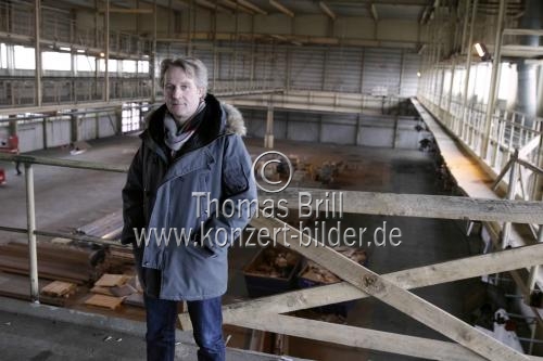 Intendant am Schauspiel Kln Stefan Bachmann stellt das Depot im Carlswerk als neues Interim des Schauspielhaus Kln ab Beginn der Saison 2013/14 vor (&copy; Thomas Brill)