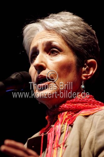 Amerikanische Folk-Sngerin Joan Baez auf 