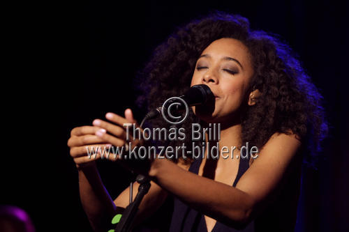 Englische Soulsängerin Corinne Bailey Rae präsentiert ihr neues Album 