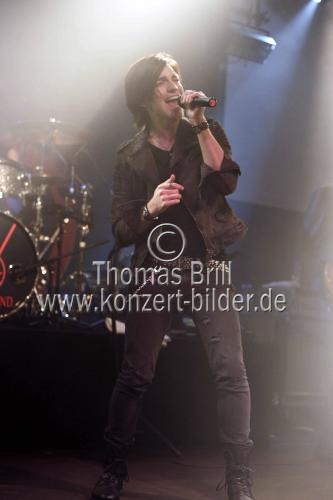 Amerikanischer Sänger Alexander Max Band gastiert auf seiner 