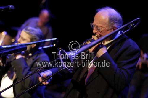 Britischer Posaunist Chris Barber gastiert mit der Big Jazz and Blues Band in der Philharmonie Köln (&copy; Thomas Brill)