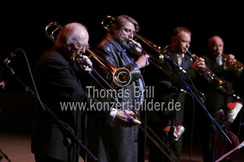 Britischer Posaunist Chris Barber gastiert mit der Big Jazz and Blues Band zu seinem 80. Geburtstag in der Philharmonie Köln (&copy; Thomas Brill)