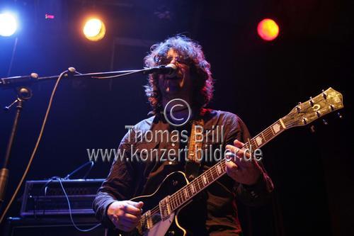 Amerikanischer Indie-Rock-Musiker Lou Barlow gastiert auf seiner 