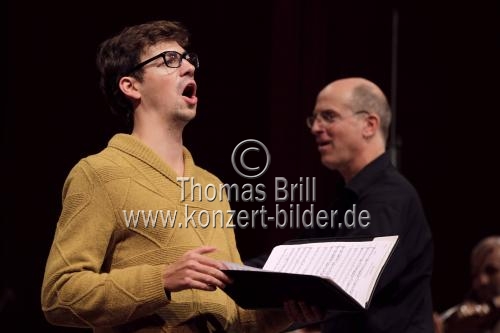 Rumänische Countertenor Valer Barna-Sabadus gastiert in Begleitung des Ensembles L’arte del mondo unter der Leitung des deutschen Dirigenten Werner Ehrhardt im Klaus-von-Bismarck-Saal Köln (&copy; Thomas Brill)