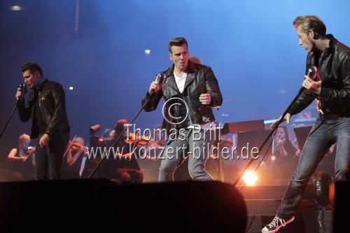 Deutsche Rock ’n’ Roll-Band The Baseballs gastierten bei der Night of the Proms 2013 in der Lanxess-Arena Köln (&copy; Thomas Brill)