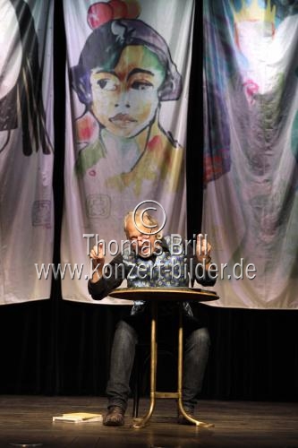 Rheinischer Kabarettist Konrad Beikircher eröffnet die Ausstellung 