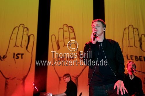 Deutsche Singer-Songwriter Tim Bendzko gastiert auf seiner 