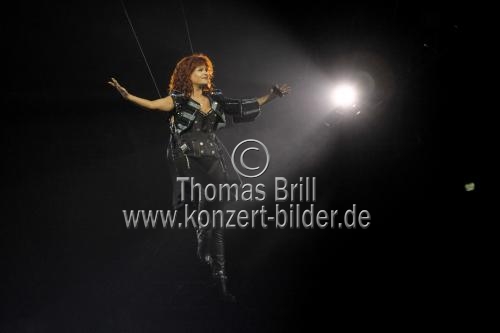 Deutsche Schlagersängerin Andrea Berg gastiert auf ihrer 