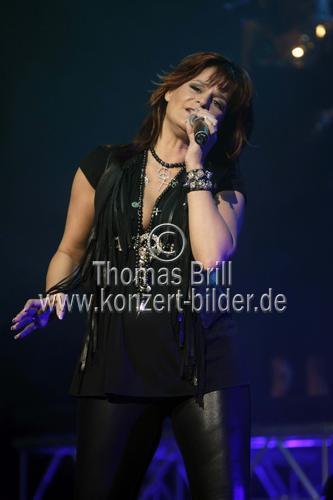 Deutsche Schlagersängerin Andrea Berg gastiert auf ihrer 