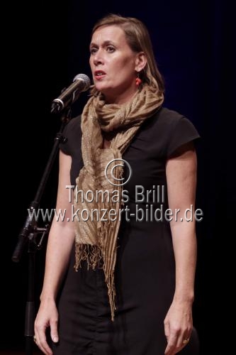 Deutsche Liedermacher Wolf Biermann und der chinesische Schriftsteller Liao Yiwu singen und lesen aus Liao Yiwus neuem Buch “Die Kugel und das Opium” im Rahmen der zweiten lit.COLOGNE SPEZIAL in der Philharmonie Köln (&copy; Thomas Brill)