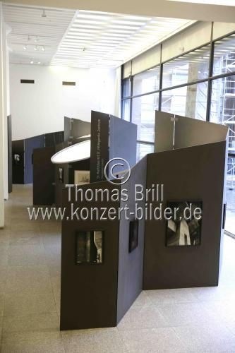 Schweizer Fotokünstlerin Hélène Binet gastiert mit ihrer Ausstellung „Das Echo von Träumen“ vom 23. Oktober bis 20. Dezember 2020 im Museum für Angewante Kunst in  (&copy; Thomas Brill)