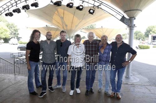 Kölnische Mundartgruppe Bläck Fööss gastiert am 25. August 2018 mit ihrem traditionellen musikalischen Familienfest Open Air Saison am Tanzbrunnen Köln (© Thomas Brill)