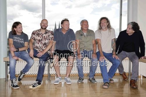 Kölnische Mundartgruppe Bläck Fööss gastiert am 17. August 2024 mit ihrem musikalischen Familienfest zum 47. mal Open Air am Tanzbrunnen Köln (© Thomas Brill)