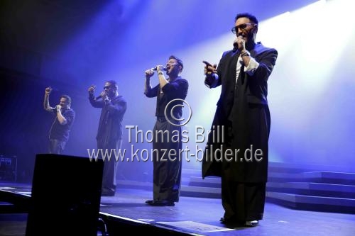 Britische Pop-Boyband Blue gastiert auf ihrer 