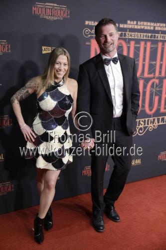 Jukebox-Musical Moulin Rouge! Das Musical feiert am 06. November 2022 im Musical Dome Köln Premiere (&copy; Thomas Brill)