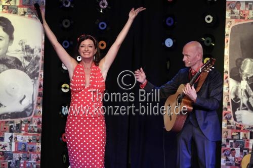 Claudia Schill und Klaus Renzel gastieren mit ihrer 50-iger Jahre Revue 