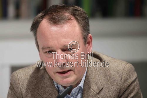 Deutsche Schriftsteller Mirko Bonné liest aus seinem neuen Roman 