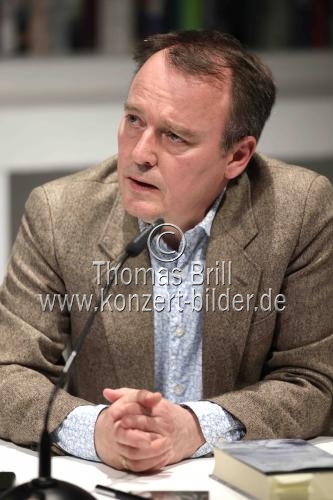 Deutsche Schriftsteller Mirko Bonné liest aus seinem neuen Roman 