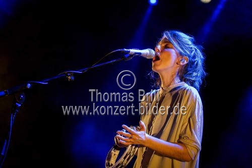 Deutsch-Schweizer Songwriter-Pop-Duo Boy gastiert auf ihrer 