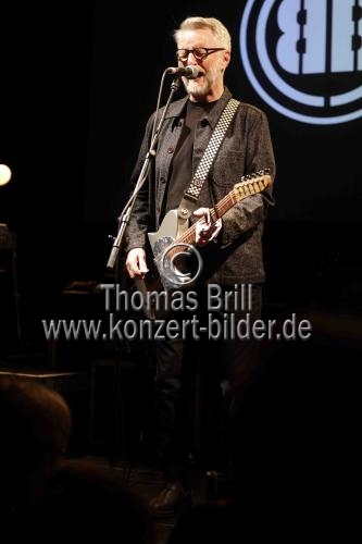 Britischer Singer-Songwriter Billy Bragg gastiert auf seiner 