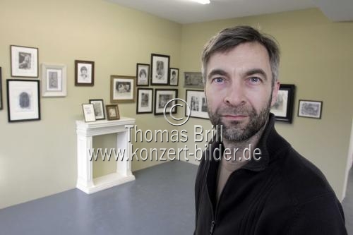 Deutsche Künstler Franz Burkhardt gastiert mit der Ausstellung NICHTSDESTOTROTZ  vom 27. bis 29. Januar bis 2012 in der Gallery Sebastian Brandl Köln (© Thomas Brill)