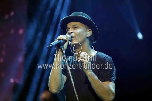 Kölsch Rock-Band Brings gastieren mit ihrer „MaiPolkaParty“ zum Tanz in den Mai in der Kölner Lanxess-Arena (© Thomas Brill)