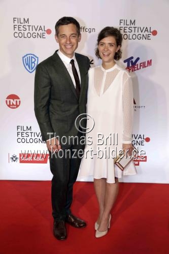 Deutsche Schauspieler Volker Bruch und Liv Lisa Fries vor der Premiere des Films 