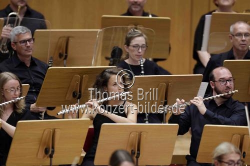 Französische Dirigent François-Xavier Roth leitet das von ihm gegründete 