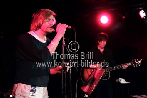 Englische Musiker Tim Burgess gastiert auf seiner 