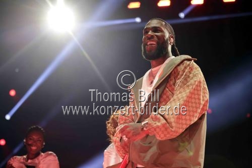 Nigerianischer Afrobeat-Musiker Burna Boy gastiert auf seiner 