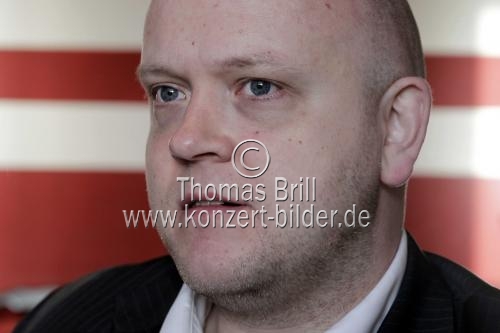 Deutsche Schauspieler Gerd Buurmann im Interview über das Stück 